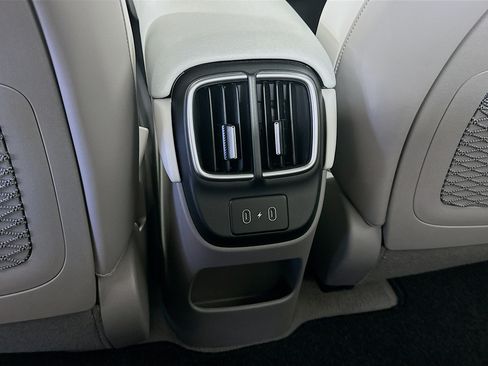 Used 2023 Hyundai Ioniq 6 SEL RWD image 27