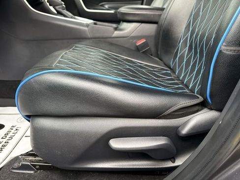 Used 2024 Toyota RAV4 LE image 14