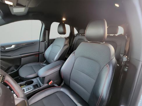 Used 2023 Ford Escape ST-Line w/ Tech Pack #1 image 12