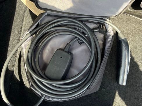Used 2019 Tesla Model S Performance AWD/4WD image 14