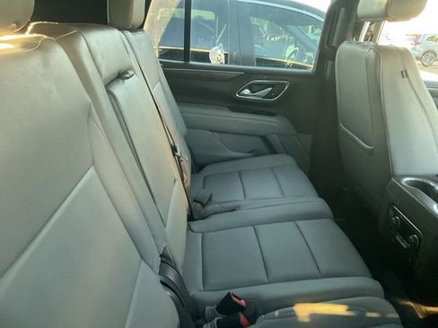 Used 2022 Chevrolet Tahoe LT w/ Luxury Package image 5