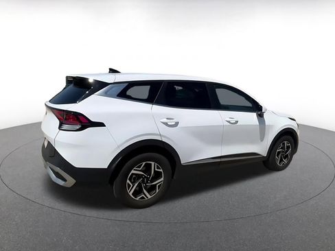 Used 2025 Kia Sportage LX FWD image 15
