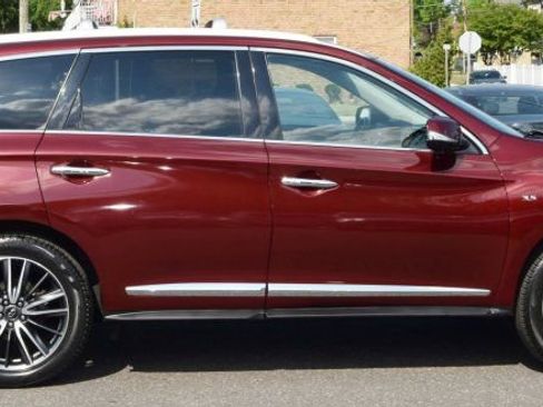Used 2019 INFINITI QX60 Luxe w/ Sensory Package AWD/4WD image 10