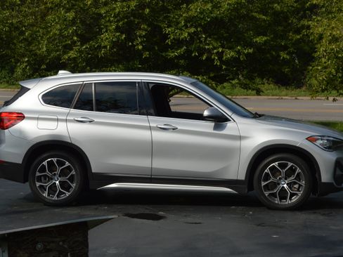 Used 2020 BMW X1 xDrive28i w/ Convenience Package AWD/4WD image 12