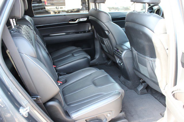 Used 2022 Hyundai Palisade Limited AWD/4WD image 14