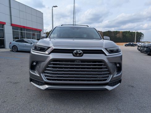 New 2026 Toyota Grand Highlander AWD Hybrid image 8