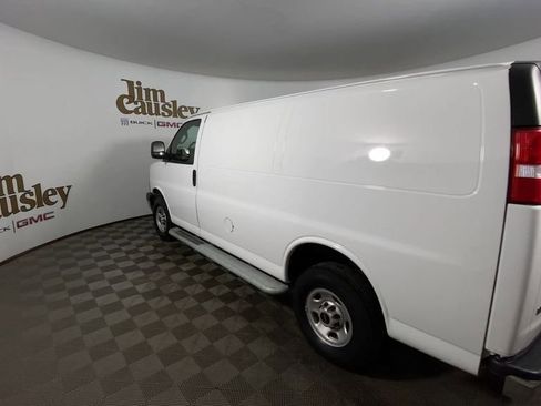 Used 2024 GMC Savana 2500 w/ Driver Convenience Package image 6
