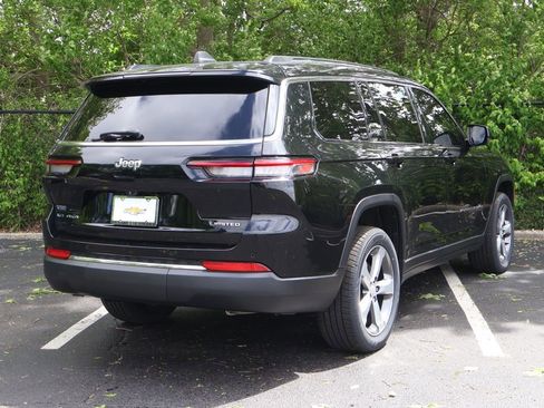 Used 2022 Jeep Grand Cherokee L Limited AWD/4WD image 9