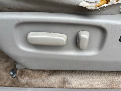 Used 2005 Toyota 4Runner Limited image 15