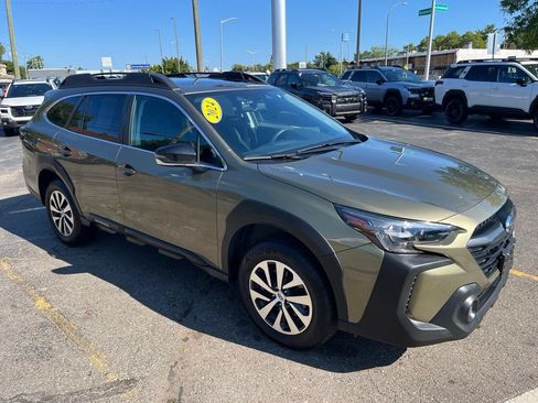 Certified 2024 Subaru Outback Premium AWD/4WD image 3