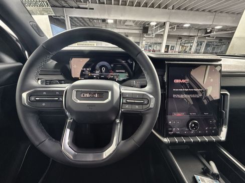 New 2026 GMC Acadia Elevation w/ LPO, Floor Liner Package image 16