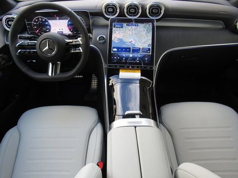 New 2026 Mercedes-Benz GLC 300 4MATIC image 32