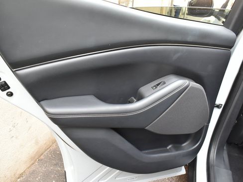 Used 2021 Ford Mustang Mach-E Select RWD image 17