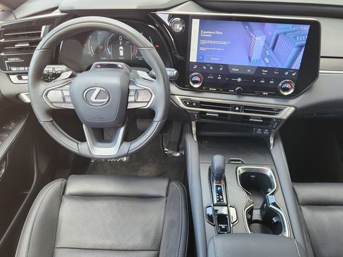 Certified 2024 Lexus RX 350 FWD w/ Convenience Package image 27