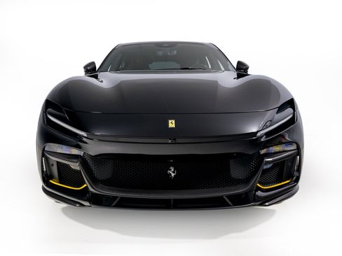 Used 2024 Ferrari Purosangue image 6