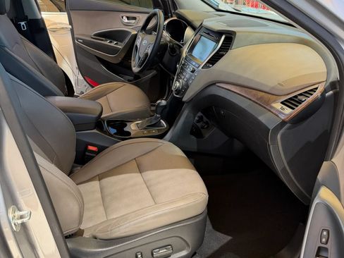 Used 2017 Hyundai Santa Fe FWD w/ Cargo Package image 12