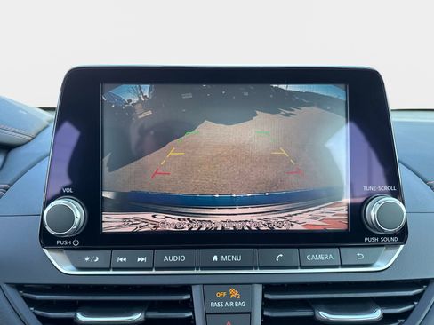 Used 2022 Nissan Altima 2.5 SR image 24