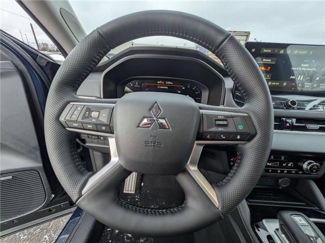New 2026 Mitsubishi Outlander SEL AWD/4WD image 19