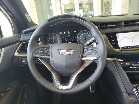 New 2025 Cadillac XT6 Sport w/ Platinum Package image 9
