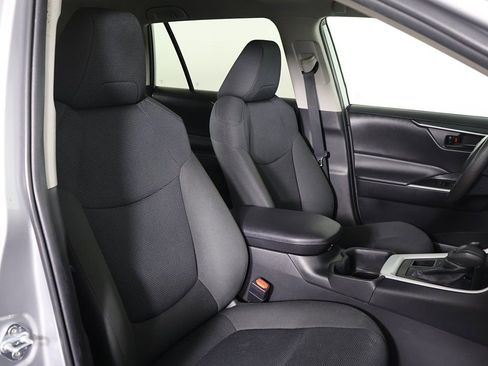 Used 2024 Toyota RAV4 LE AWD/4WD image 23