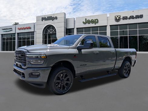 New 2026 RAM 2500 Laramie AWD/4WD image 7