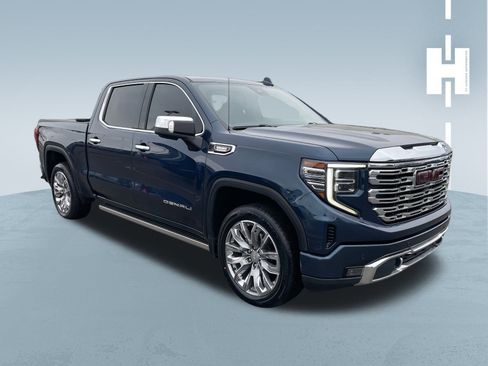 Used 2022 GMC Sierra 1500 Denali w/ Denali Reserve Package image 1