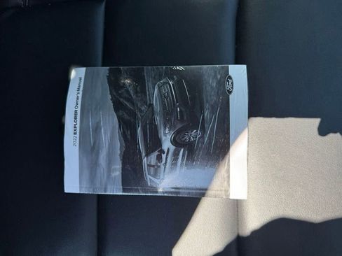 Used 2022 Ford Explorer XLT w/ Equipment Group 202A image 39