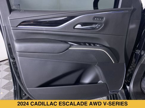 Used 2024 Cadillac Escalade V w/ Heavy-Duty Trailer Package AWD/4WD image 13