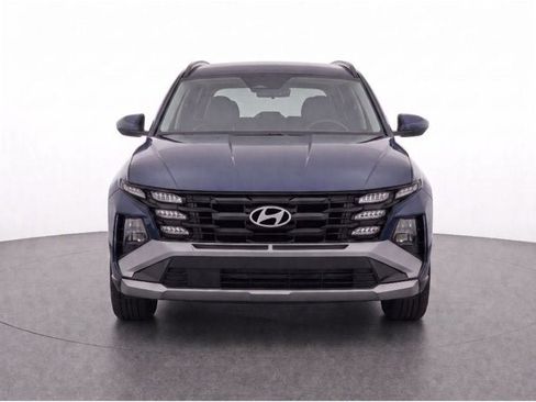 Used 2025 Hyundai Tucson SEL AWD/4WD image 2