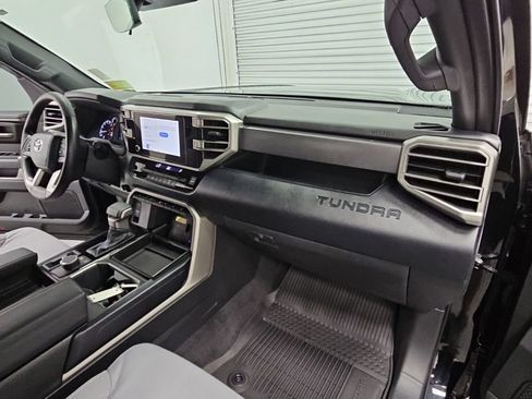 Used 2025 Toyota Tundra SR5 AWD/4WD image 41