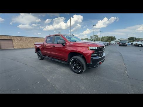 Used 2020 Chevrolet Silverado 1500 LT Trail Boss AWD/4WD image 2