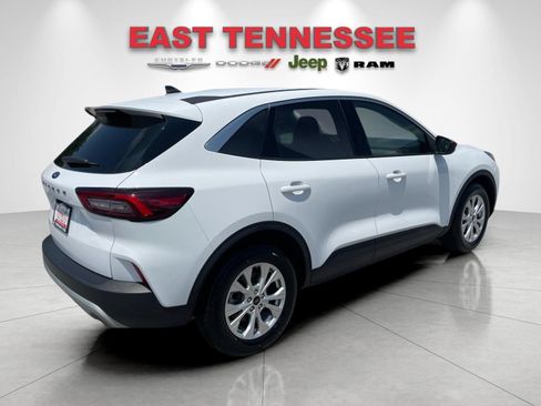 Used 2024 Ford Escape Active FWD image 3