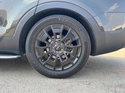 Used 2022 Kia Telluride SX w/ SX Prestige Package AWD/4WD image 14