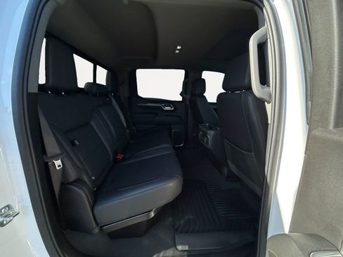 Used 2025 Chevrolet Silverado 1500 LTZ w/ LTZ Premium Package image 11