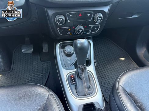Used 2018 Jeep Compass Latitude w/ Popular Equipment Group AWD/4WD image 13