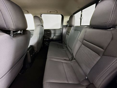 Used 2022 Nissan Frontier SV image 26