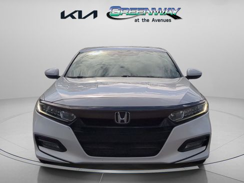 Used 2018 Honda Accord Sport image 3