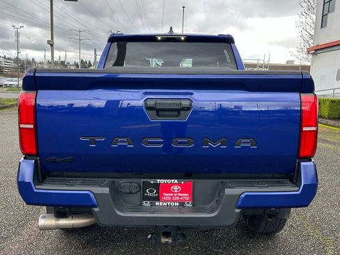 Certified 2024 Toyota Tacoma TRD Off-Road image 6