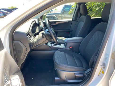 Used 2025 Ford Escape Active w/ Cold Weather Package AWD/4WD image 14