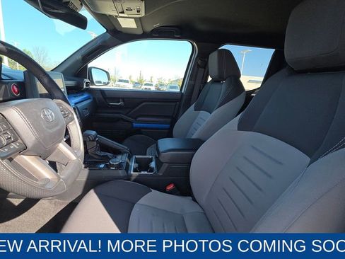Used 2024 Toyota Tacoma TRD Sport image 11