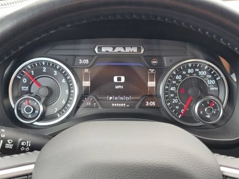 Used 2022 RAM 1500 Big Horn AWD/4WD image 44