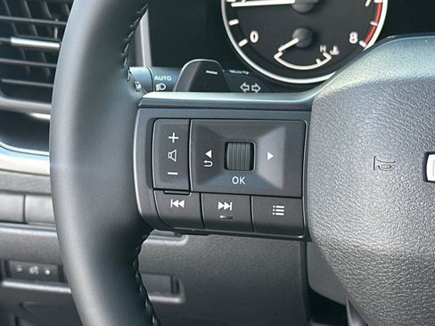 New 2026 Nissan Rogue SV image 25