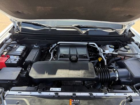 Used 2025 Chevrolet Colorado Trail Boss AWD/4WD image 42