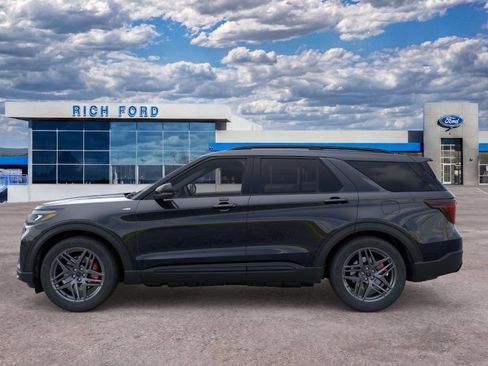 New 2026 Ford Explorer ST-Line w/ ST-Line Street Pack AWD/4WD image 3