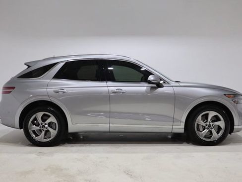 Used 2026 Genesis GV70 2.5T Advanced AWD/4WD image 9