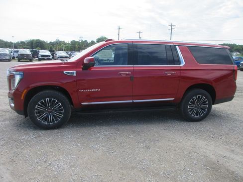 New 2026 GMC Yukon XL Elevation w/ Elevation Premium Package AWD/4WD image 7
