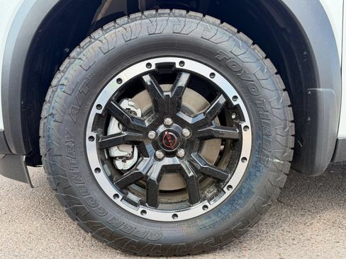 New 2026 Nissan Pathfinder Rock Creek AWD/4WD image 10