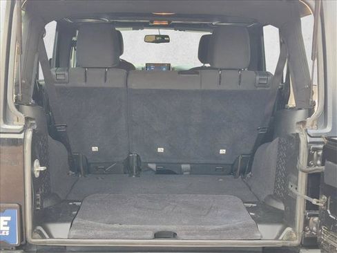 Used 2015 Jeep Wrangler Unlimited Sport w/ Quick Order Package 24S AWD/4WD image 6