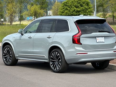 New 2026 Volvo XC90 T8 Plus w/ Protection Package Premier AWD/4WD image 5