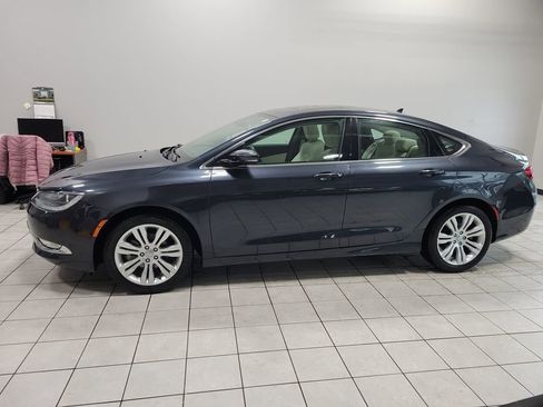 Used 2016 Chrysler 200 C w/ Premium Lighting Group image 4
